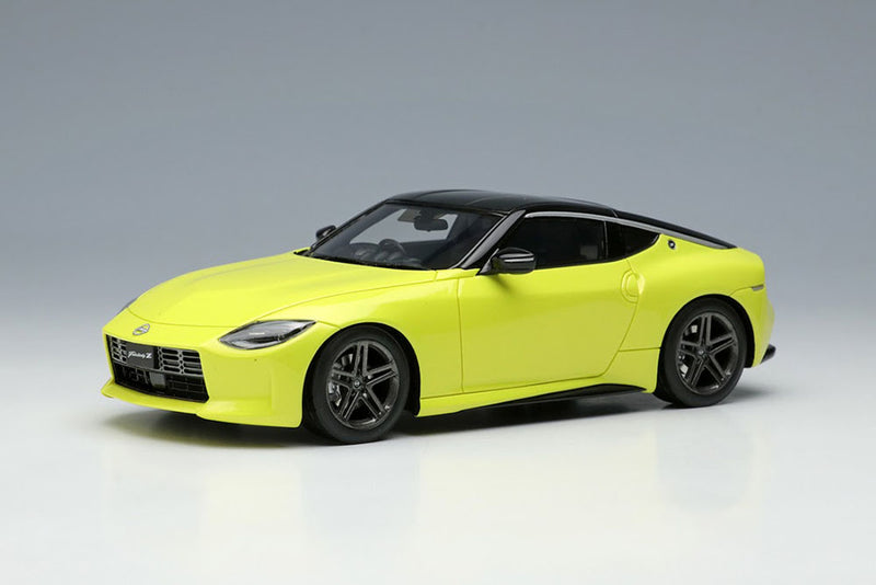 Carica immagine in Galleria Viewer, EIDOLON EM648B Nissan Fairlady Z (RZ34) 2023 (JP) Ikazuchi Yellow / Super Black
