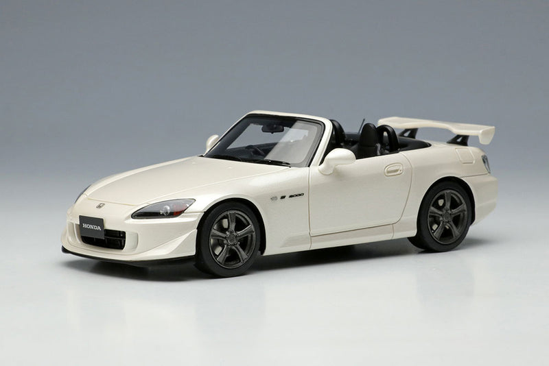 Laden Sie das Bild in Galerie -Viewer, EIDOLON EM678F Honda S2000 (AP2) Type S 2007 Platinum White Pearl
