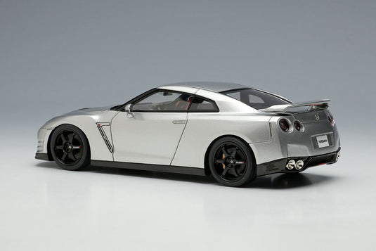 EIDOLON EM683C Nissan GT-R Track édition conçue par Nismo 2015 Ultimate Silver Metallic Limited 50pcs