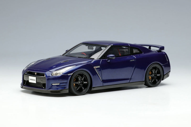 Cargue la imagen en el visor de la galería, EIDOLON EM683D Nissan GT-R Edición de pista diseñada por Nismo 2015 Aurora Flare Blue Pearl Limited 50 piezas
