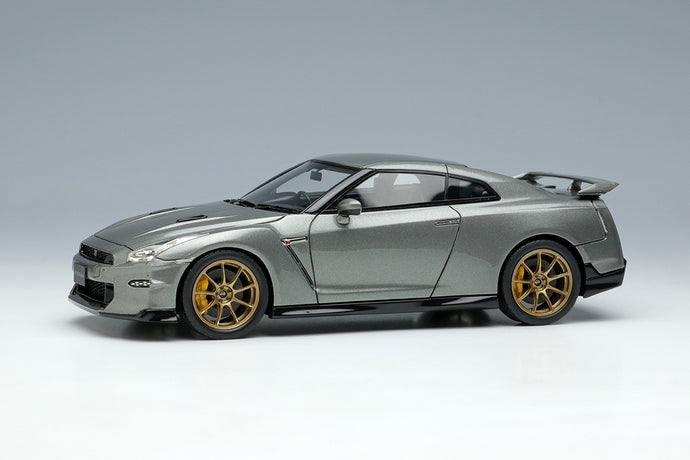 EIDOLON EM684D Nissan GT-R Premium édition T-spec 2024 Gris métal foncé 1/43