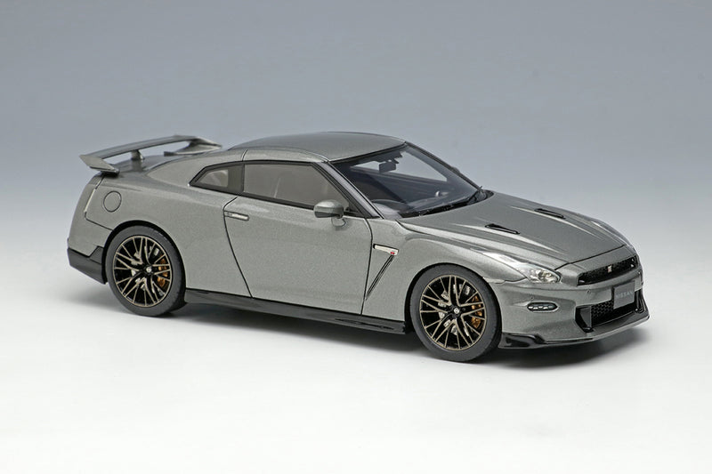 Chargez l&#39;image dans la visionneuse de la galerie, EIDOLON EM695D Nisan GT-R édition Premium 2024 Gris métal foncé 1/43
