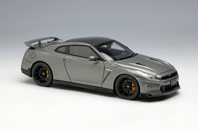 Cargue la imagen en el visor de la galería, EIDOLON EM696E Nissan GT-R Edición de pista diseñada por Nismo T-spec 2024 Dark Metal Grey Limited 50 piezas 1/43
