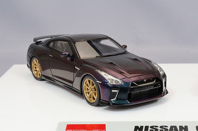 Laden Sie das Bild in Galerie -Viewer, EIDOLON 1/43 Nissan GT-R Premium Edition T-spec 2022 Midnight Purple &amp; Skyline GT-R (BNR34) Vspec Special Limited Car 2000 Midnight Purple 3 2 Car Set
