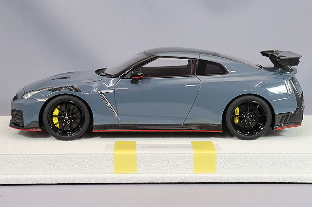 Cargue la imagen en el visor de la galería, EIDOLON 1/18 Nissan GT-R NISMO 2024 NISMO Stealth Gray
