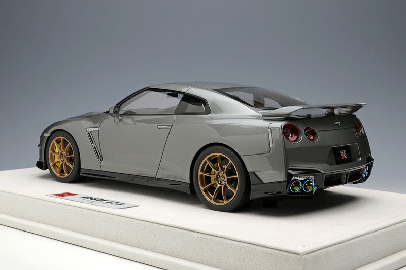 Chargez l&#39;image dans la visionneuse de la galerie, EIDOLON EML082D 1/18 Nissan GT-R Premium Edition T-spec 2024 Résine gris métal foncé
