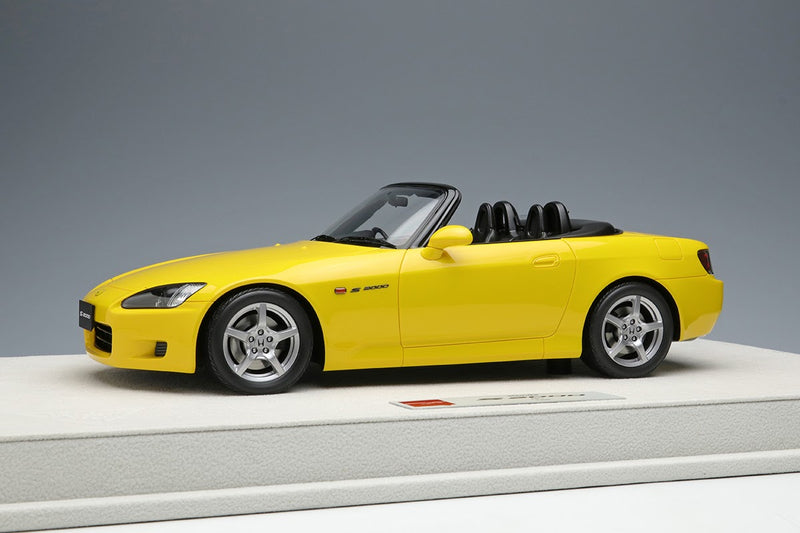 Laden Sie das Bild in Galerie -Viewer, EIDOLON EML110D 1/18 Honda S2000 AP1 1999 Indy Yellow Pearl Resin
