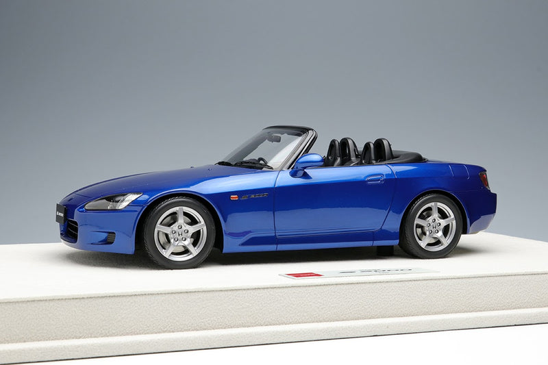 Laden Sie das Bild in Galerie -Viewer, EIDOLON EML110F 1/18 Honda S2000 AP1 1999 Monte Carlo Blue Pearl Resin
