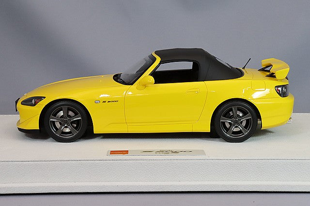 Laden Sie das Bild in Galerie -Viewer, EIDOLON 1/18 Honda S2000 (AP2) Type S 2007 New Indy Yellow Pearl
