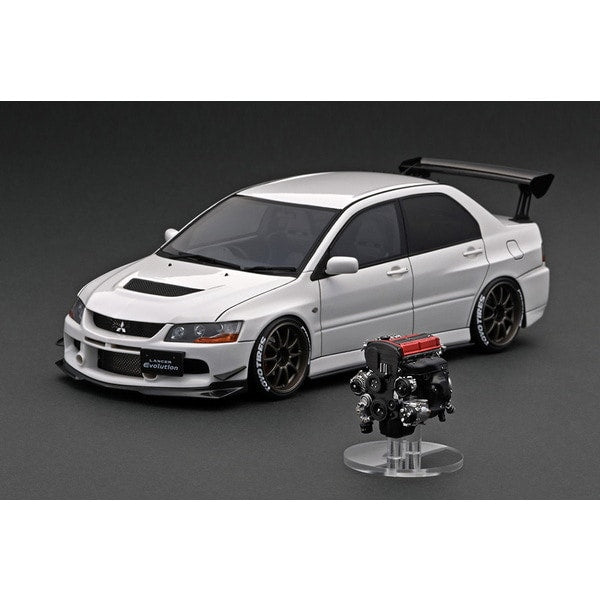 Chargez l&#39;image dans la visionneuse de la galerie, Modèle d&#39;allumage IG2433 1/18 Mitsubishi Lancer Evolution IX CT9A blanc avec moteur [moulée en résine]
