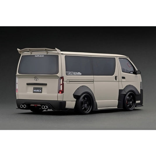 Modèle d'allumage IG2811 1/18 T･S･D WORKS HIACE Beige Sable Mat avec Barres de Toit [Moulée en Résine]