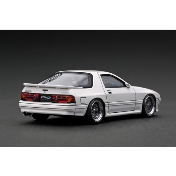 Laden Sie das Bild in Galerie -Viewer, Ignition model IG2943 1/43 Mazda Savanna RX-7 Infini FC3S White [Resin Cast]
