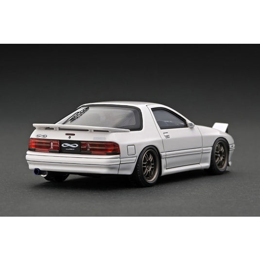 Ignition model IG2944 1/43 Mazda Savanna RX-7 Infini FC3S White with Engine [Resin Cast]