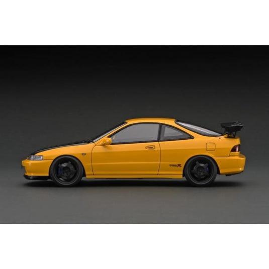 Allumage modèle IG3059 1/18 Honda Integra DC2 TYPE R Jaune [Resin Cast]