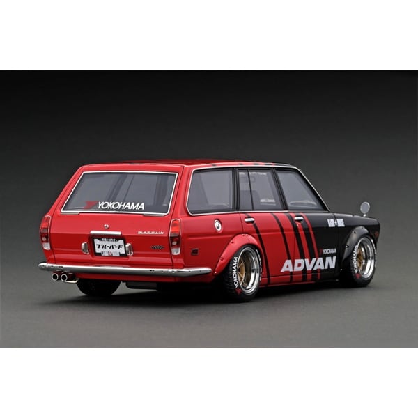 Chargez l&#39;image dans la visionneuse de la galerie, Modèle d&#39;allumage IG3149 1/18 Datsun Bluebird 510 Wagon noir/rouge [moulée en résine]
