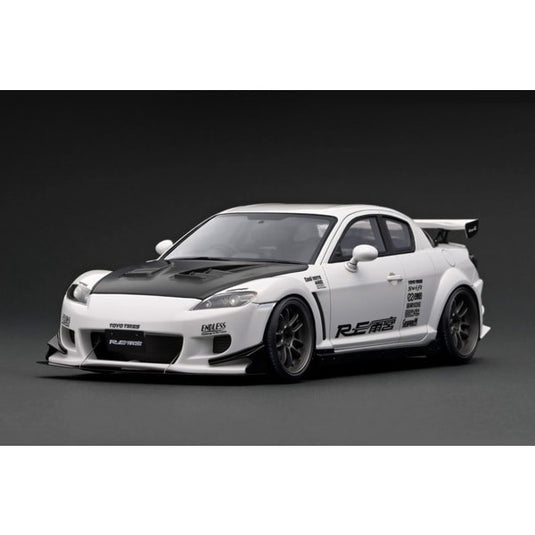 Reserva el modelo de encendido IG3175 1/18 Mazda RX-8 SE3P RE Amemiya White [Resin Cast]