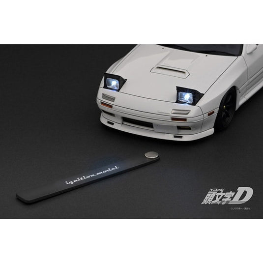 Modelo de encendido IG3191 1/18 Inicial D Mazda Savanna RX-7 Infini FC3S Blanco con Luz LED [Resin Cast]