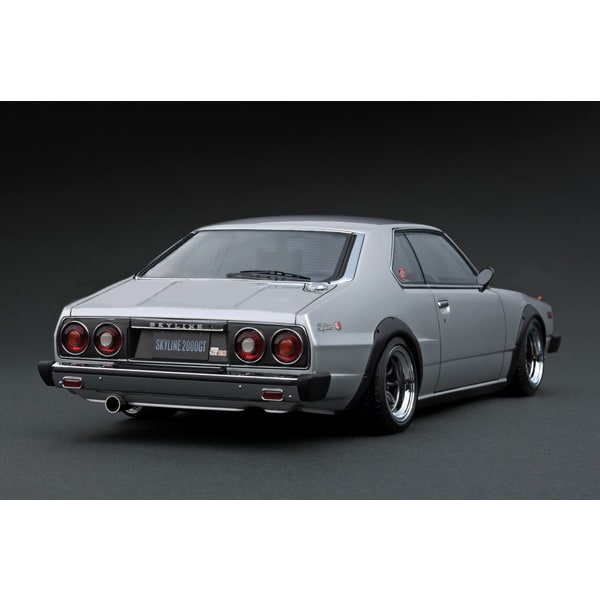 Chargez l&#39;image dans la visionneuse de la galerie, Précommande Allumage modèle IG3465 1/18 Nissan Skyline 2000 GT-ES C210 Argent [Résine Coulée]
