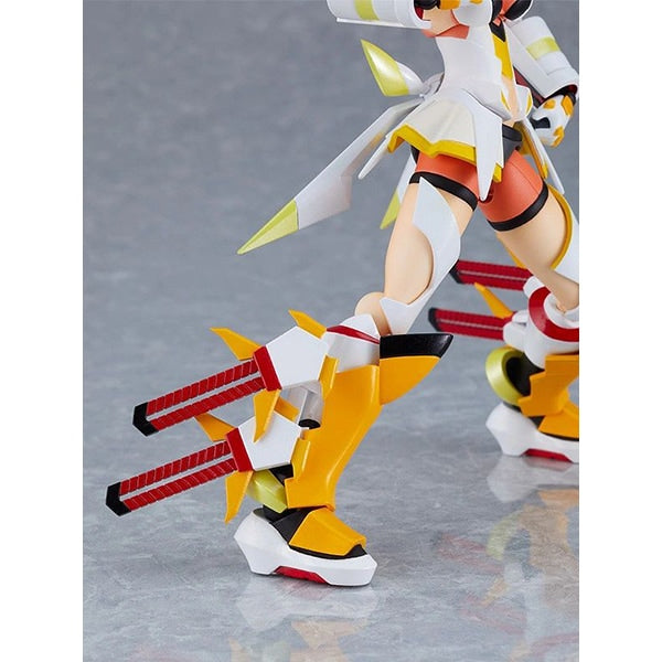 Cargue la imagen en el visor de la galería, Good Smile Company ACT MODE Symphogear GX Tsubasa Kazanari [Painted Movable Figure, Height Approx. 155mm, Non-scale]
