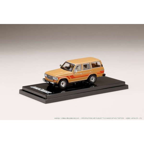 Carica immagine in Galleria Viewer, Hobby JAPAN HJ642039BBG 1/64 Toyota Land Cruiser 60 GX 1988/Optional Side Sticker Beige Diecast
