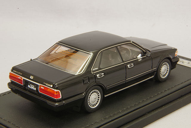 Cargue la imagen en el visor de la galería, Modelo de encendido 1/43 Nissan Gloria (Y31) Gran Turismo SV Negro con ruedas genuinas de 15 pulgadas IG1255
