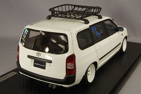 Modelo de encendido 1/18 Toyota Probox GL (NCP51V) Blanco con ruedas Diamond Racing de 14 pulgadas (Blanco) IG1646