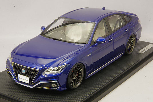 Modelo de encendido 1/18 Toyota Crown (220) 3.5L RS Advance Blue Metallic con ruedas RS05RR de 19 pulgadas (Gunmetal) IG1680