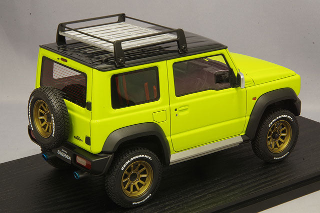 Cargue la imagen en el visor de la galería, Modelo de encendido 1/18 Suzuki Jimny Sierra JC (JB74W) Levantado Cinético Amarillo/Negro con Rayos Ruedas de 16 pulgadas (Bronce) IG1703
