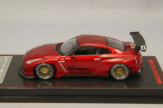 Cargue la imagen en el visor de la galería, modelo de encendido 1/64 Pandem R35 GT-R Rojo Metálico con Ruedas BBS LM de 20 pulgadas (Polaco y Dorado) IG1746
