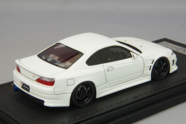 Chargez l&#39;image dans la visionneuse de la galerie, modèle d&#39;allumage 1/43 VERTEX S15 Silvia White avec roues Advan RG-D 19 pouces (Noir) IG2130
