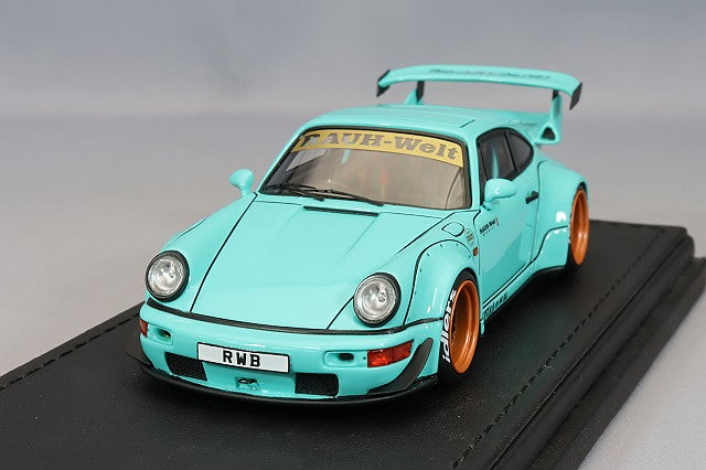 Chargez l&#39;image dans la visionneuse de la galerie, modèle d&#39;allumage 1/43 RWB 964 bleu clair avec roues WORK Meister M1 18 pouces (bronze clair et noir) IG2516
