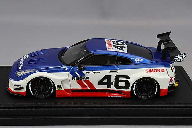 Cargue la imagen en el visor de la galería, modelo de encendido 1/43 LB-Silhouette WORKS GT Nissan 35GT-RR Blanco/Azul/RojoIG2549
