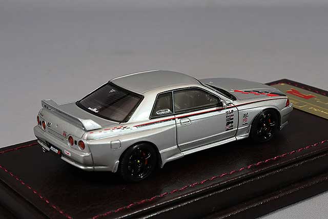 Chargez l&#39;image dans la visionneuse de la galerie, modèle d&#39;allumage 1/64 Nissan Skyline GT-R Nismo (R32) Argent avec roues Nismo LMGT4 18 pouces (Noir) IG2687
