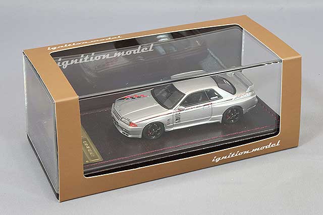 Chargez l&#39;image dans la visionneuse de la galerie, modèle d&#39;allumage 1/64 Nissan Skyline GT-R Nismo (R32) Argent avec roues Nismo LMGT4 18 pouces (Noir) IG2687
