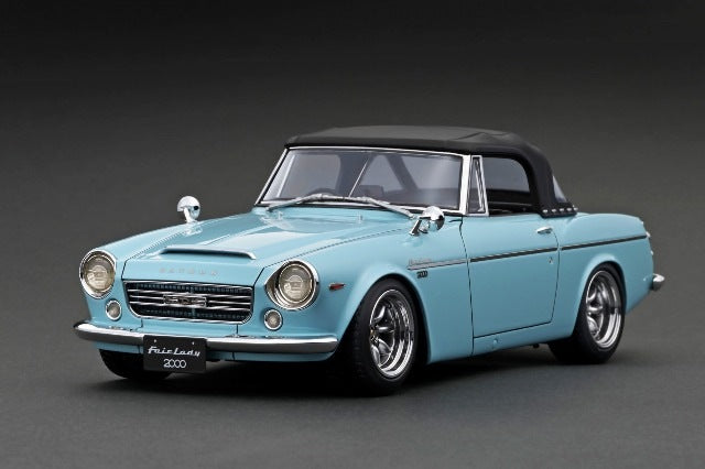 Chargez l&#39;image dans la visionneuse de la galerie, Pre-order IG2711 Ignition Model 1/18 Nissan DATSUN Datsun Fairlady 2000 (SR311) LightBlue
