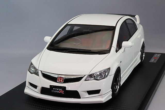 modèle d'allumage 1/18 Honda Civic (FD2) Type R Blanc avec roues TE37 18 pouces (polonais/noir) IG2826