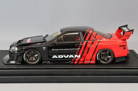 Modelo de encendido 1/43 LB-ER34 Super Silhouette Skyline "Advan" Negro/Rojo con ruedas ADVAN GT de 18 pulgadas (Bronce) IG2850