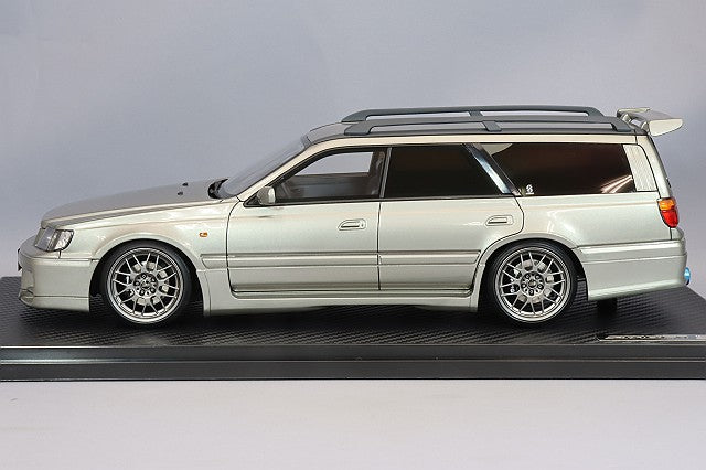 Laden Sie das Bild in Galerie -Viewer, ignition model 1/18 Nissan Stagea 260RS (WGNC34) Silver with BBS RG-R 18-inch Wheels (Gunmetal)IG2888
