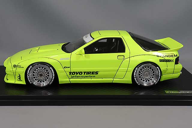 Laden Sie das Bild in Galerie -Viewer, ignition model 1/18 Pandem RX-7 (FC3S) YellowIG2912
