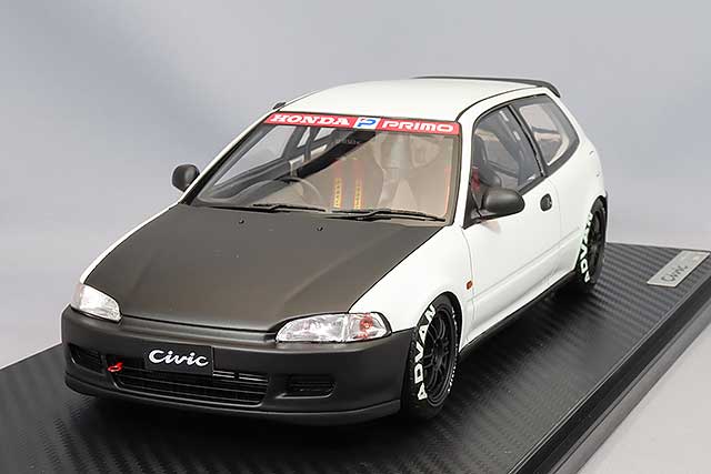 Cargue la imagen en el visor de la galería, Modelo de encendido 1/18 Honda Civic (EG6) Blanco/NegroIG3042
