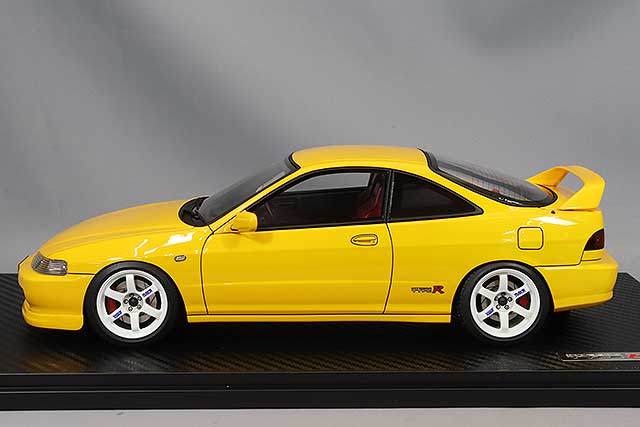 Chargez l&#39;image dans la visionneuse de la galerie, Allumage modèle 1/18 Honda Integra (DC2) Type R JauneIG3058
