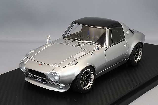 Load image into Gallery viewer, ignition model 1/18 Toyota Sports 800 &quot;Yotahachi&quot; Ver. Silver with RS Watanabe 14-inch Wheels (Polish/Gunmetal)IG3092
