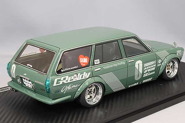 Cargue la imagen en el visor de la galería, Modelo de encendido 1/18 Datsun Bluebird (510) Wagon GreenIG3147
