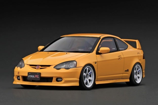 Cargue la imagen en el visor de la galería, Pre-order IG3328 Ignition Model 1/18 Honda INTEGRA (DC5) TYPE R Yellow
