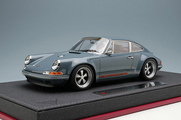 Cargue la imagen en el visor de la galería, IDEA IM035A 1/18 Porsche Singer 911(964) Coupe Gray
