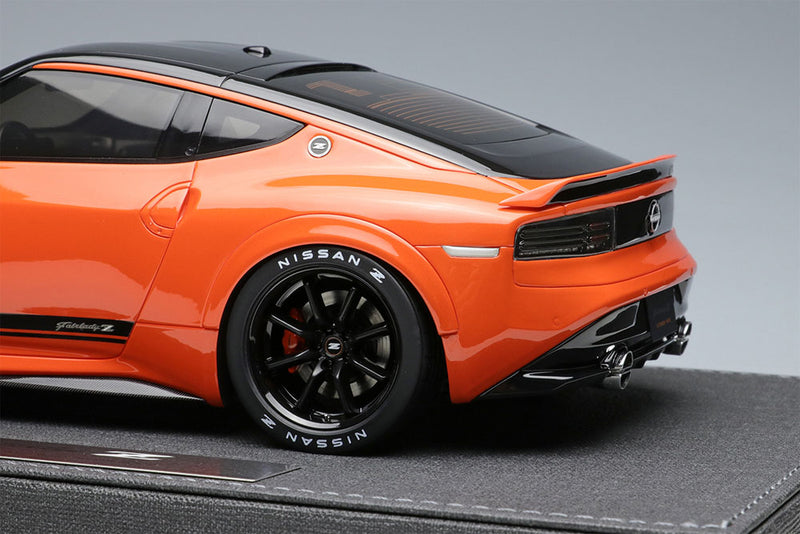 Laden Sie das Bild in Galerie -Viewer, IDEA IM072 1/18 Nissan Fairlady Z Customized Proto Tokyo Auto Salon 2022 Orange
