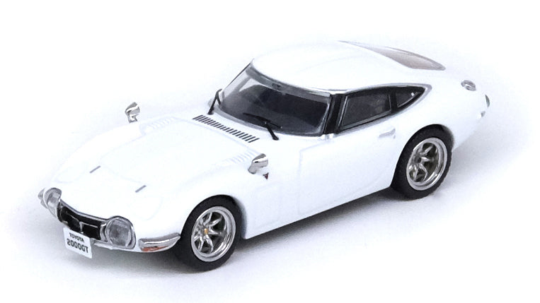 Laden Sie das Bild in Galerie -Viewer, INNO Models 1/64 Toyota 2000GT Pegasus White
