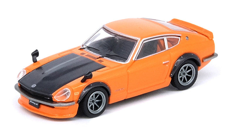 Load image into Gallery viewer, INNO Models 1/64 Nissan Fairlady Z (S30) Orange/Carbon Hood
