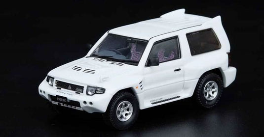 INNO Models 1/64 Mitsubishi Pajero Evolution White