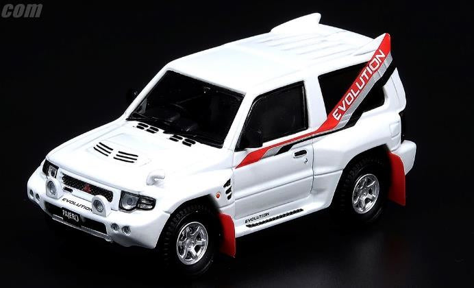 Load image into Gallery viewer, INNO Models 1/64 Mitsubishi Pajero Evolution White With Extra Wheels

